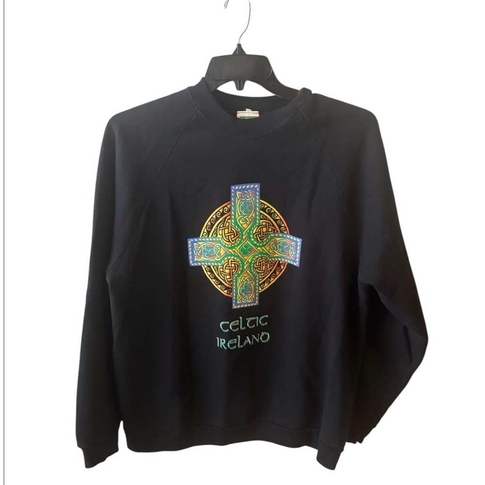 Emerald Black Crewneck sweatshirt with Celtic Cross Design